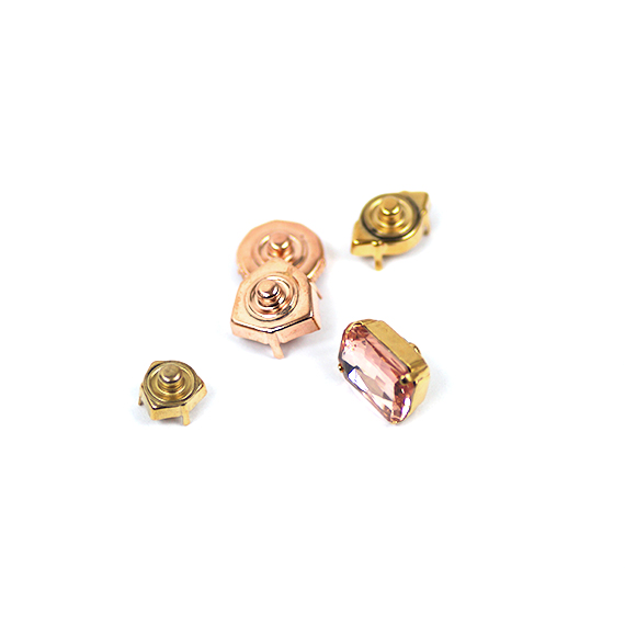 Druckknopf-Fassungen